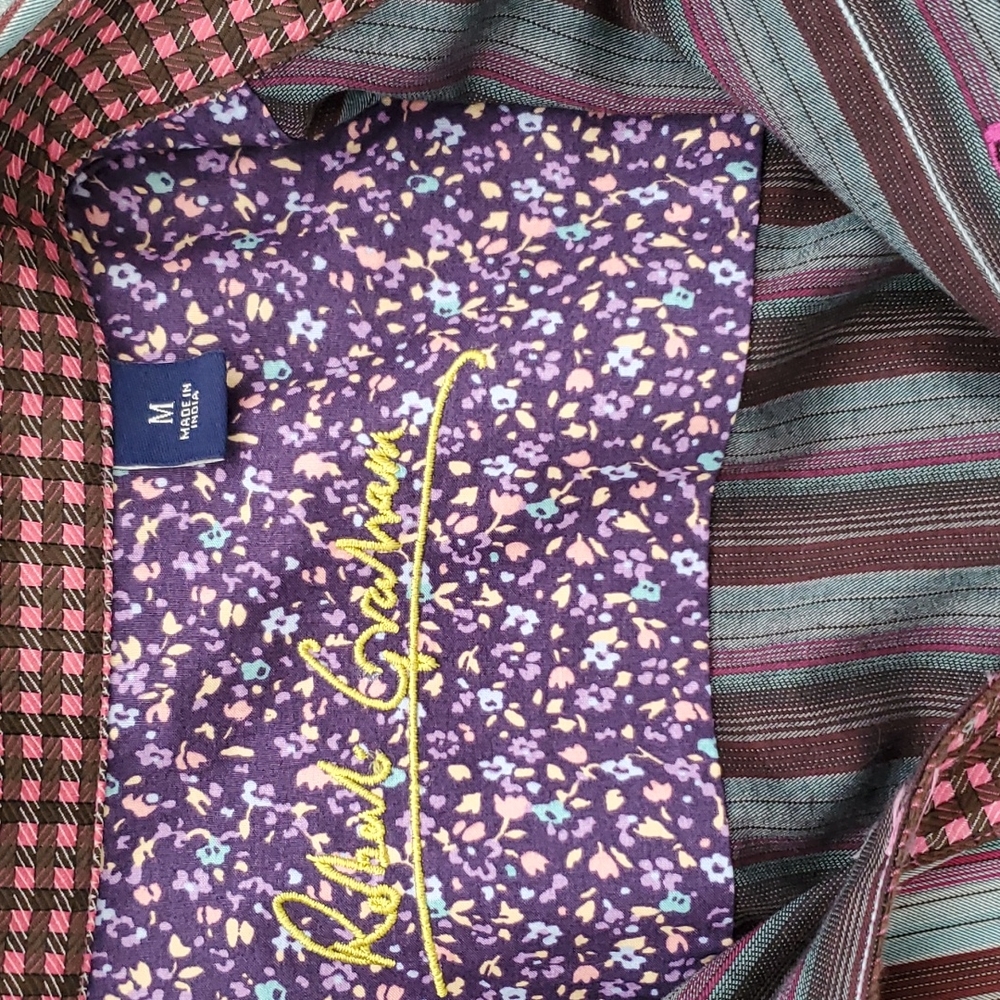 Robert Graham - Picture 3 of 9
